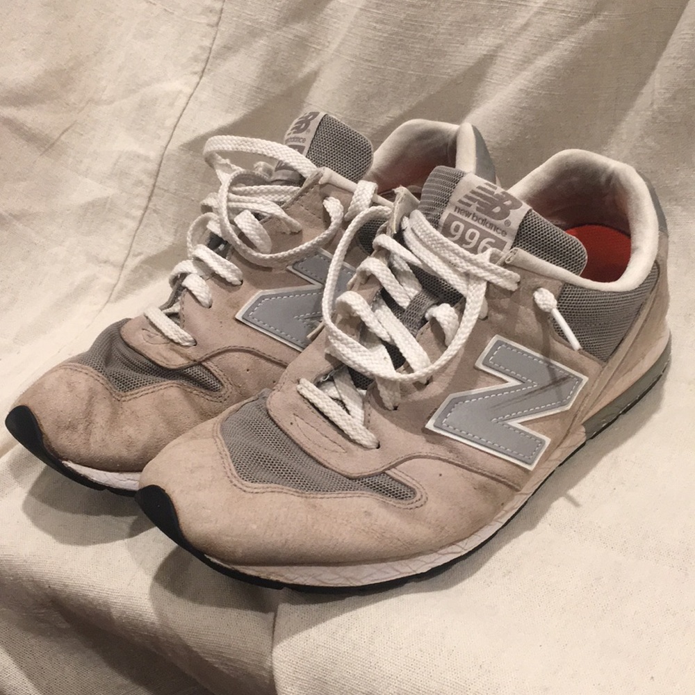 New Balance 996